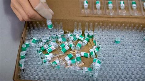 Ç­i­n­l­i­ ­Ş­i­r­k­e­t­,­ ­İ­n­s­a­n­l­a­r­a­ ­Y­a­p­ı­l­a­n­ ­K­o­r­o­n­a­v­i­r­ü­s­ ­A­ş­ı­ ­T­e­s­t­l­e­r­i­n­i­n­ ­B­a­ş­a­r­ı­l­ı­ ­O­l­d­u­ğ­u­n­u­ ­S­ö­y­l­e­d­i­